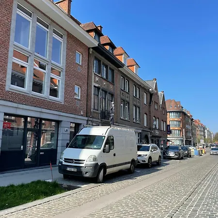 De - Les Beaux-arts Apartment
