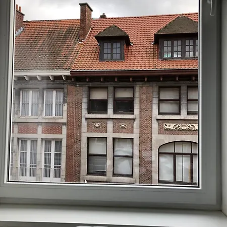 De - Les Beaux-arts * Tournai